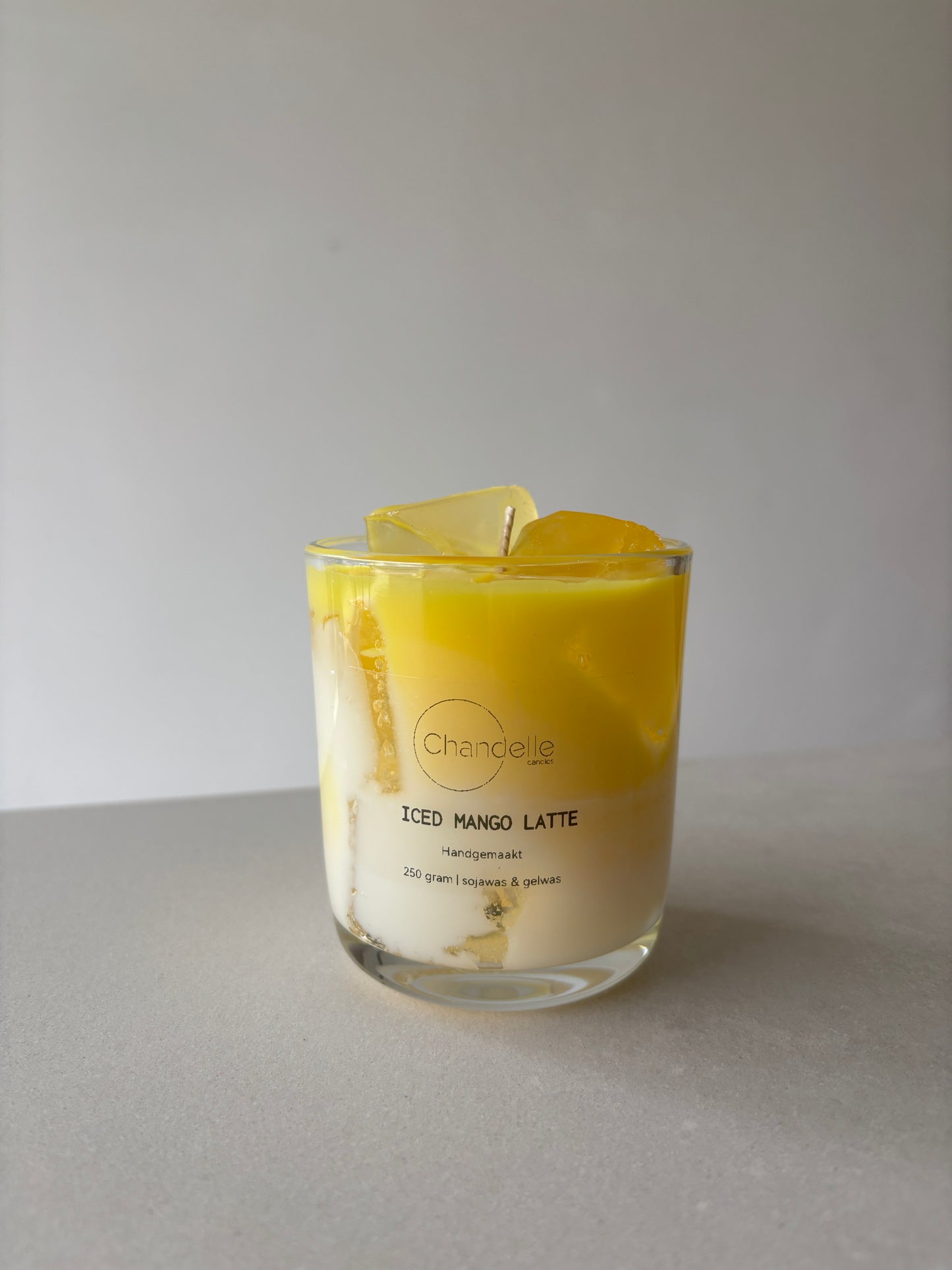Geurkaars Iced Mango Latte